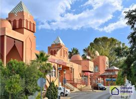 Edificio en venta en Marbella, Costa del Sol Occidental-Área de Marbella photo 0