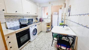 Piso en venta en Cádiz, Barriada - Corte Inglés photo 0