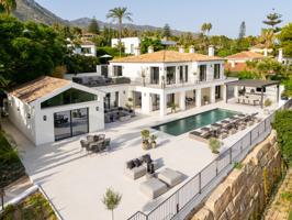 Casa en venta en Marbella photo 0
