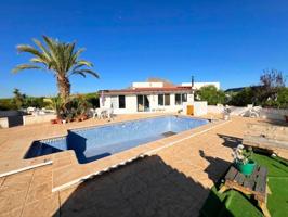 Chalet en venta en Abanilla photo 0