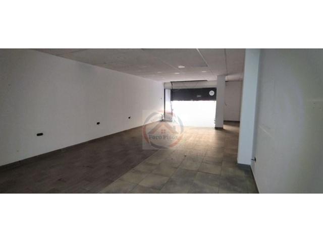Local comercial en alquiler en Xàtiva photo 0