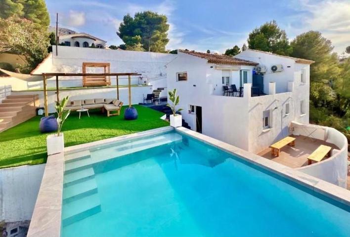 Chalet en venta en Denia, Montgo photo 0