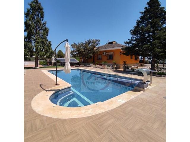 Casa en venta en Bellús photo 0