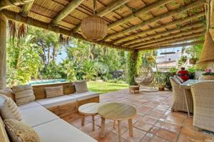 Chalet en venta en Denia, Montgo photo 0