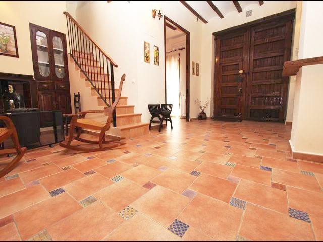 Casa en venta en Buñol, Buñol photo 0