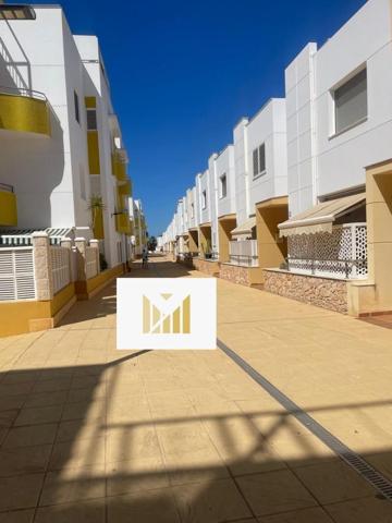 Duplex en venta en Almerimar, Almerimar photo 0