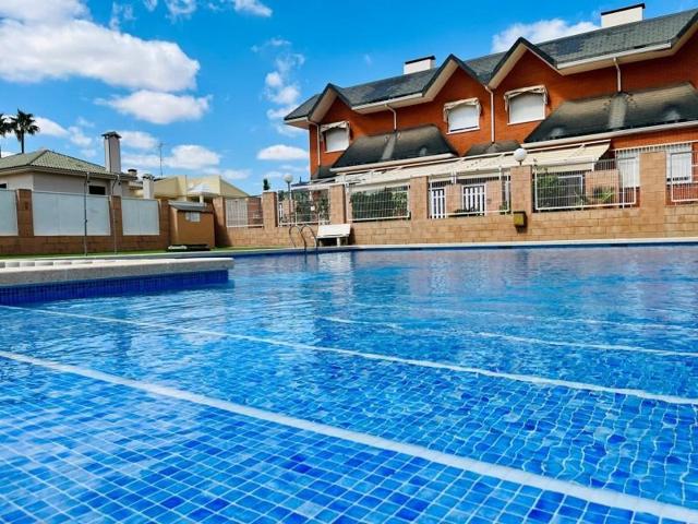 Bungalow en venta en Elche, Huerto de Travalón photo 0