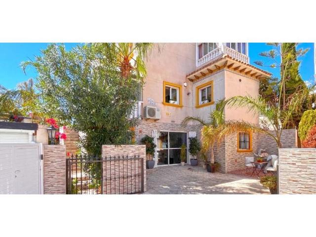Chalet en venta en Orihuela photo 0