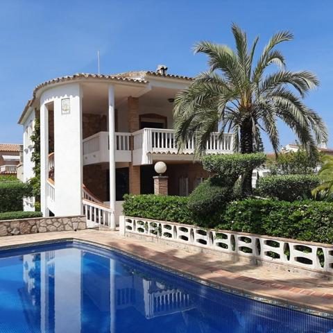 Chalet en venta en Denia, Les deveses photo 0