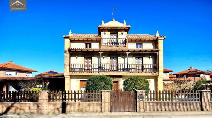 Chalet en venta en Santander, Alisal - Cazoña - San Román photo 0