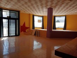 Local comercial en alquiler en Pedreguer photo 0