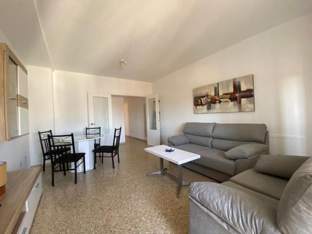 Piso en alquiler en Almería, Avda. Monserrat photo 0