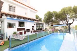 Chalet en venta en Orihuela Costa, Montezenia photo 0