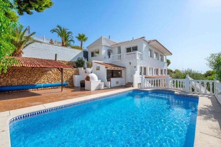 Chalet en venta en La Nucia, Montebello - Nou Espai photo 0