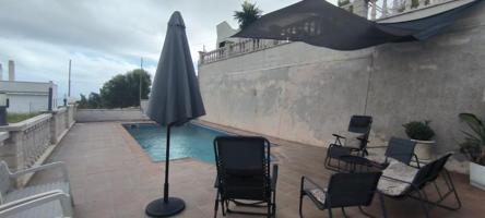 Chalet en venta en Segur de Calafell, Centro photo 0