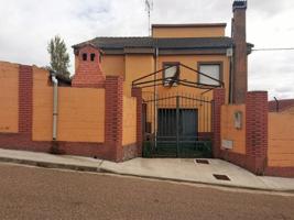 Casa en venta en Cimanes del Tejar, Northern spain photo 0