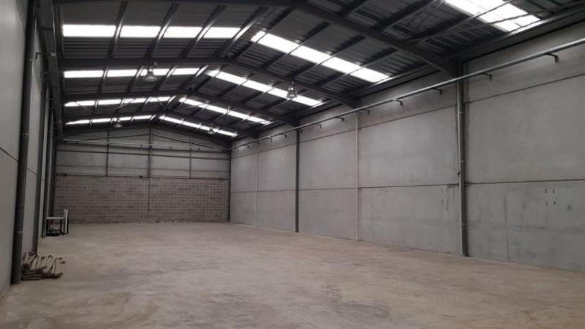 Nave industrial en alquiler en L'Arboç, Centro photo 0