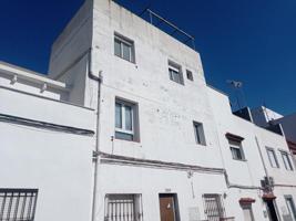 Adosada en venta en Algeciras, Cobre photo 0