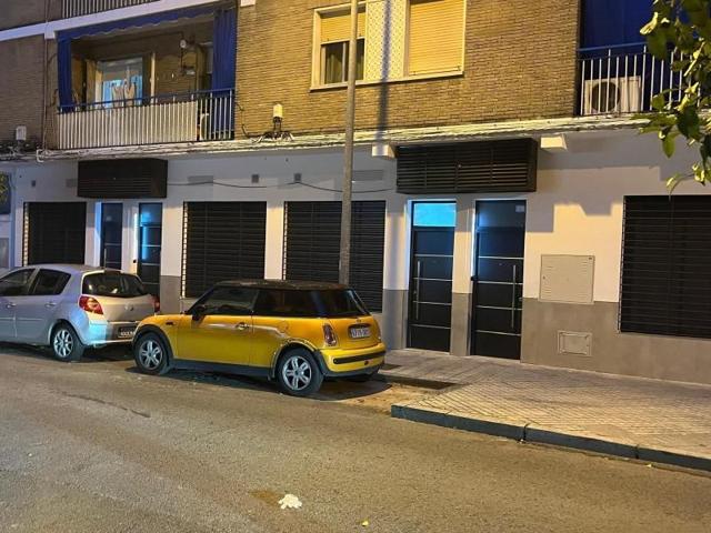 Casa en venta en Córdoba, Av. Barcelona - Viñuela - Rescatado photo 0