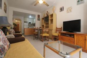 Apartamento en venta en Torrevieja, Playa de los Locos photo 0