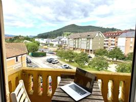 Piso en venta en Sarón, Saron photo 0