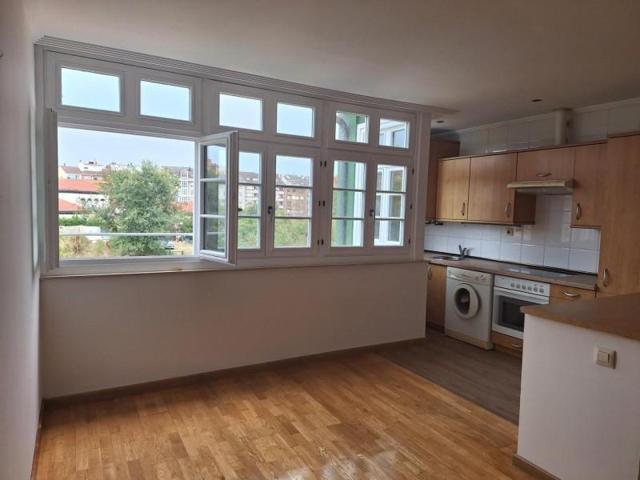 Duplex en venta en Avilés, Avilés photo 0