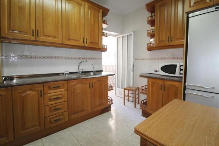 Apartamento en venta en Torrevieja, Centro photo 0
