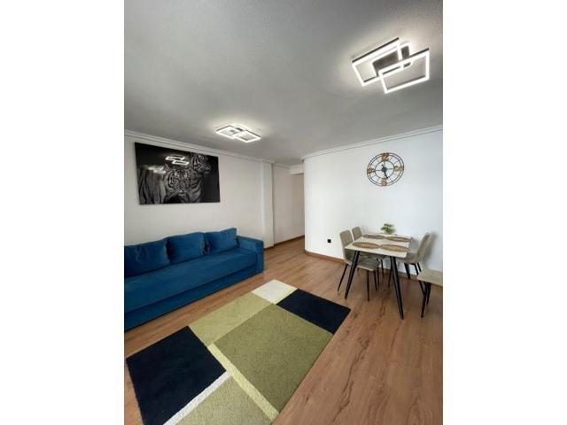 Apartamento en venta en Torrevieja, Zona Playa del Cura photo 0