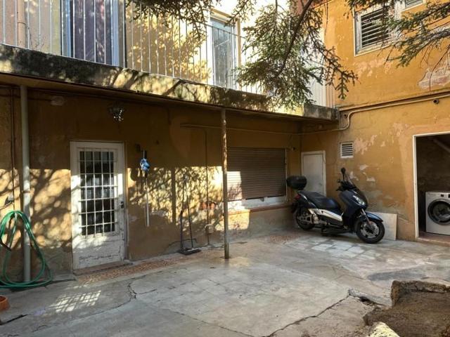 Chalet en venta en Figueres, Centre photo 0