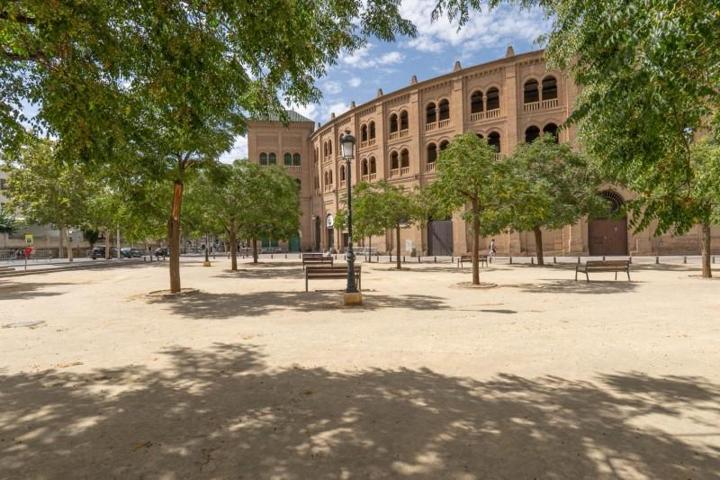 Piso en venta en Granada, Plaza de toros photo 0