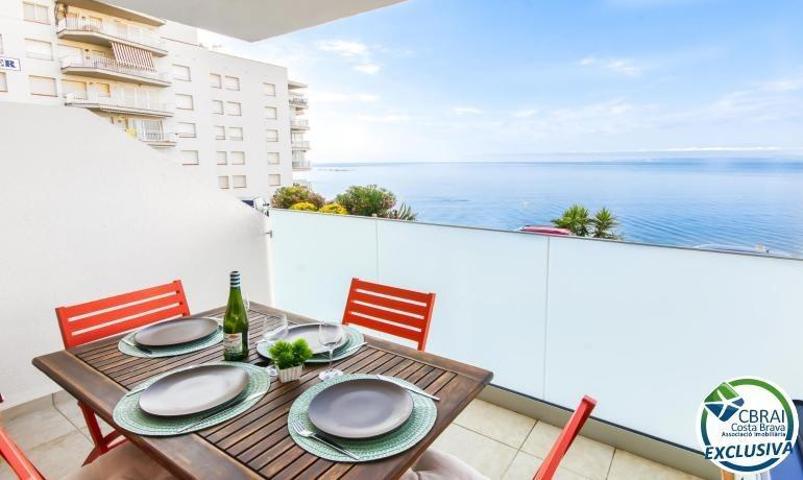 Apartamento en venta en Roses, PORT Esportiu - Puig Rom - Canyelles photo 0