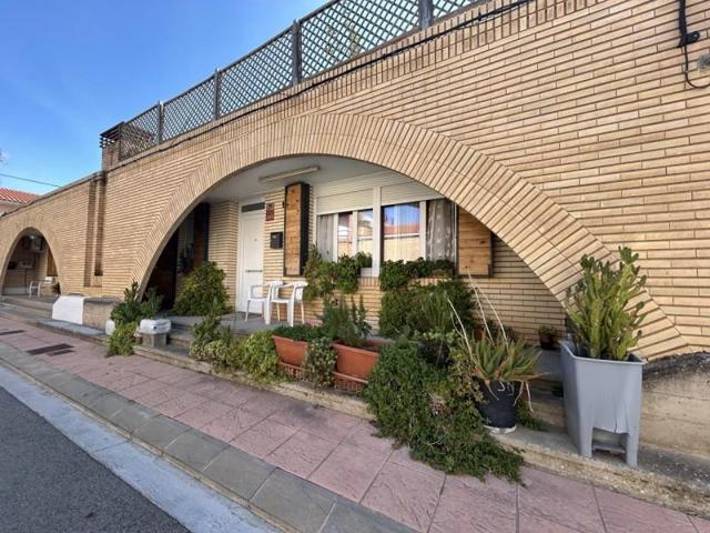 Chalet en venta en Fontellas, Calle Cortes de Navarra, 31512 photo 0