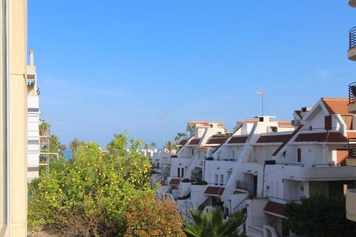 Apartamento en venta en Torrevieja photo 0