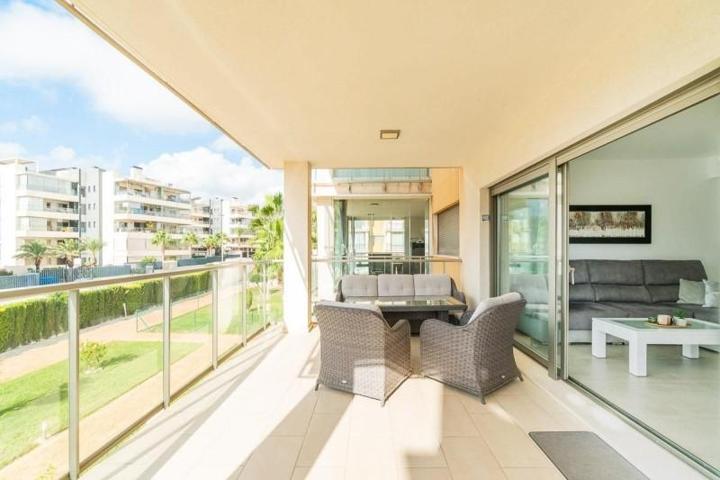Apartamento en venta en Orihuela Costa, Villamartín-Las Filipinas photo 0