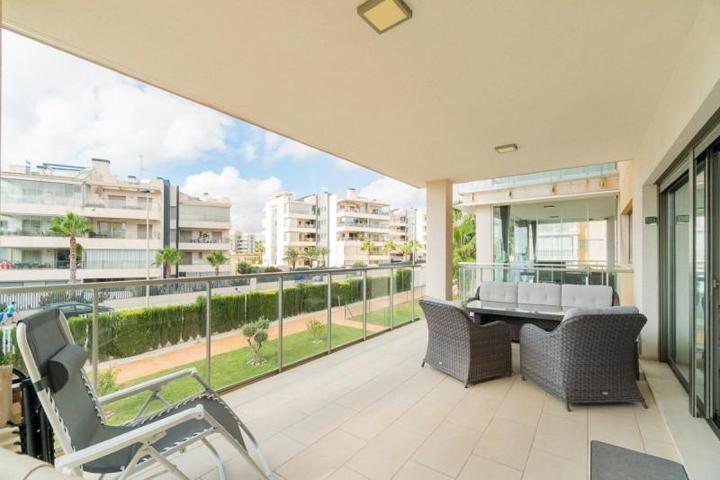 Apartamento en venta en Orihuela Costa, Los Dolses photo 0