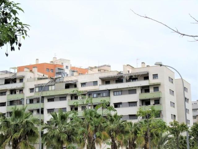 Piso en venta en Alicante, Altozano photo 0