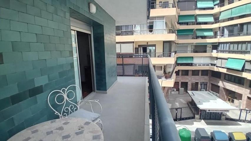 Piso en venta en Alicante, Centro photo 0