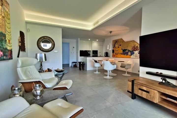 Apartamento en venta en Orihuela Costa, Los Dolses photo 0