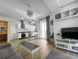 Apartamento en venta en Alicante, Centro Tradicional photo 0