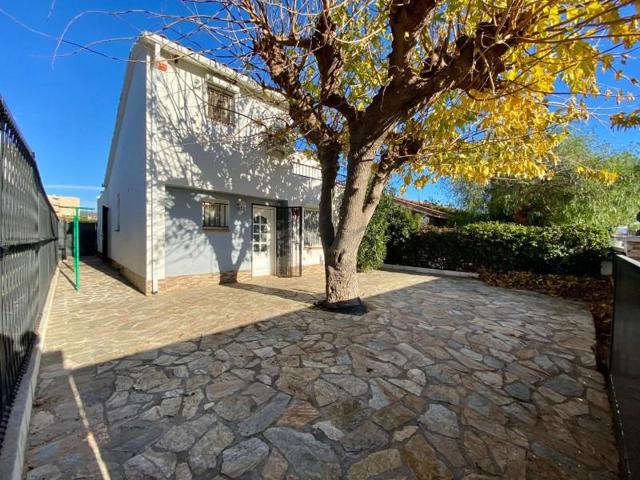 Chalet en venta en Roses, Santa Margarida photo 0