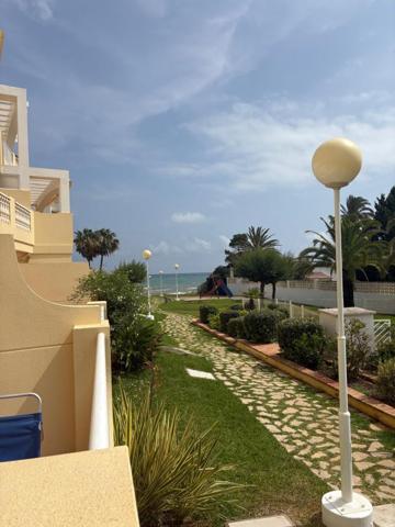 Apartamento en venta en Denia, Playa Las Marinas photo 0
