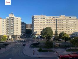 Piso en venta en Burgos, Avda. del Cid photo 0