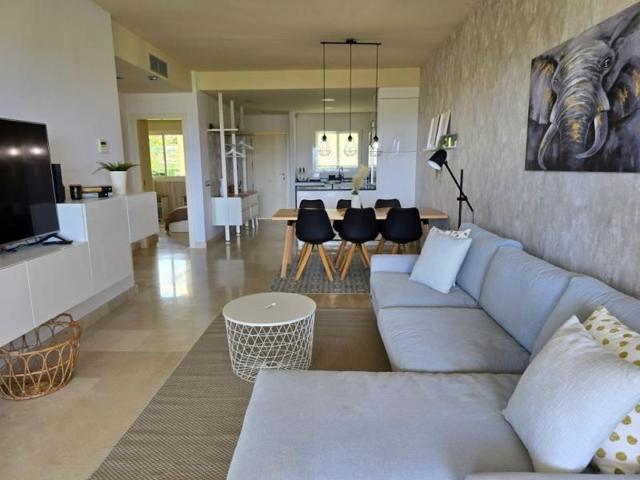 Apartamento en venta en Mijas, La Cala de Mijas photo 0