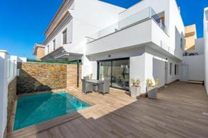 Bungalow en venta en San Pedro del Pinatar, Polideportivo photo 0