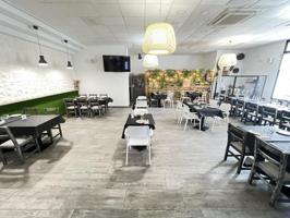 Local comercial en venta en Carcaixent photo 0