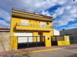 Adosada en venta en San Juan de Énova, San joanet photo 0