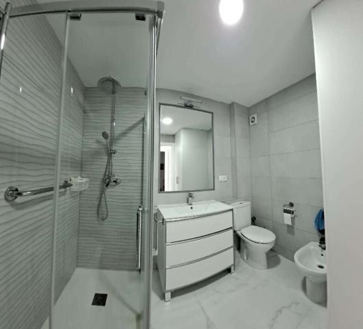 Piso en venta en Alamedilla, Playa photo 0