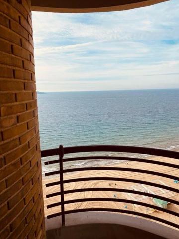 Apartamento en venta en Benidorm photo 0