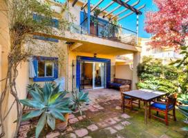 Casas de pueblo en venta en San Pedro de Alcántara, Nueva Alcantara photo 0