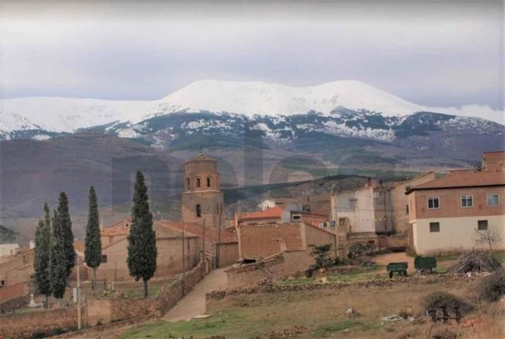 Adosada en venta en Litago, Tarazona-El Moncayo photo 0